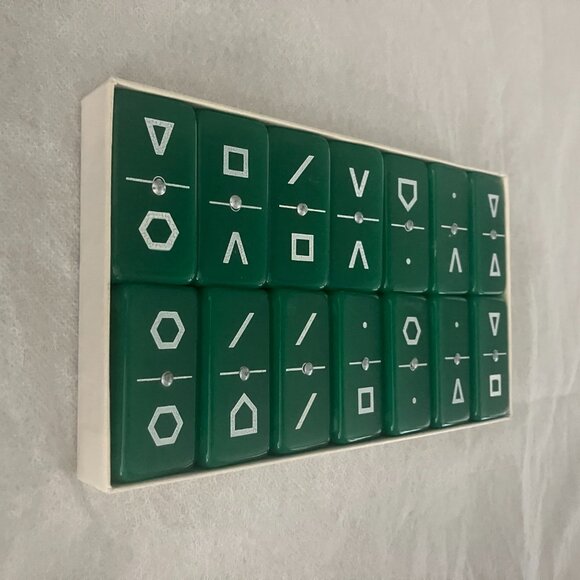 Vintage 1960s PUREMCO Marblelike Dominoes #616 – Geometric Green Set – Waco, TX - Picture 4 of 5